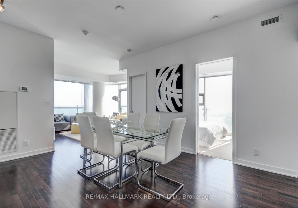 12-york-street-toronto-ontario-c12712056