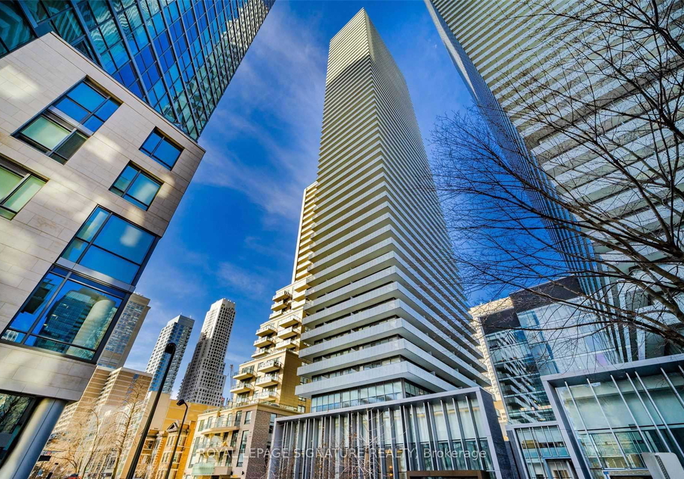 42-charles-street-e-toronto-ontario-c12712358