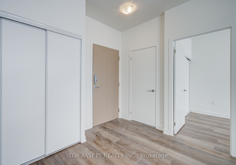 1-quarrington-lane-north-york-ontario-c12712366