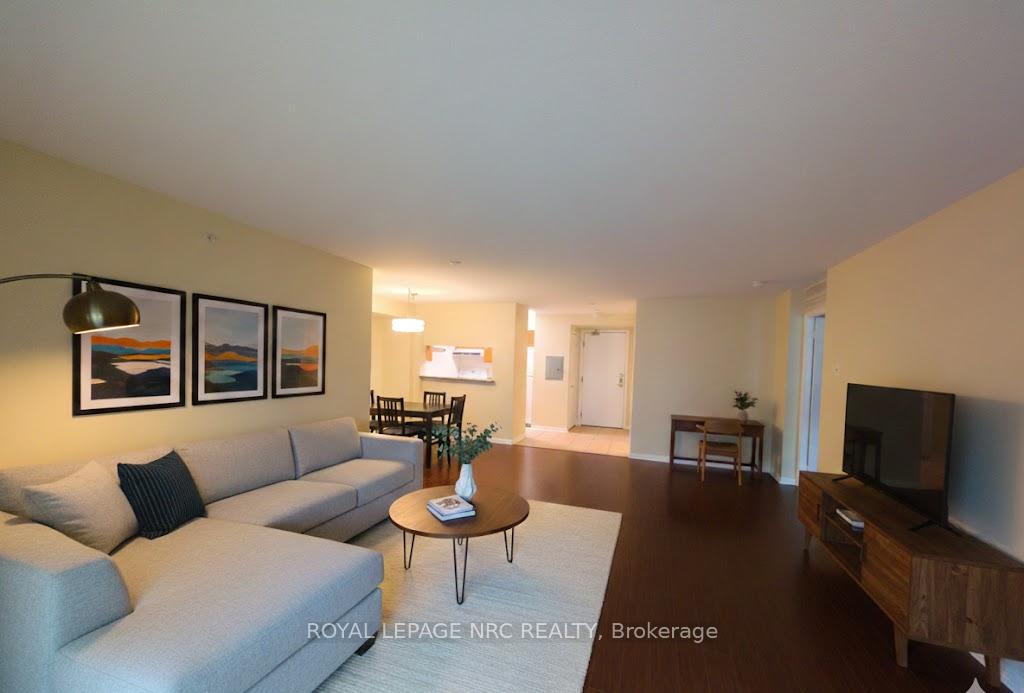 650-lawrence-avenue-w-toronto-ontario-c12712514