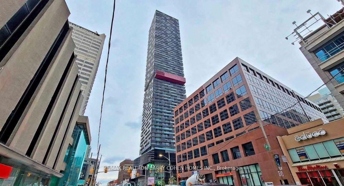 8-eglinton-avenue-e-toronto-ontario-c12713104