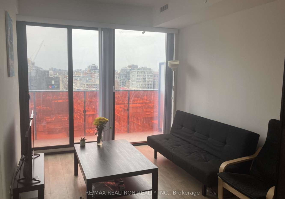 215-queen-street-w-toronto-ontario-c12713124