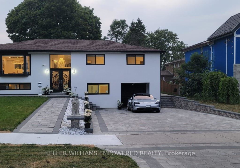 112-kingslake-road-north-york-ontario-c12713144