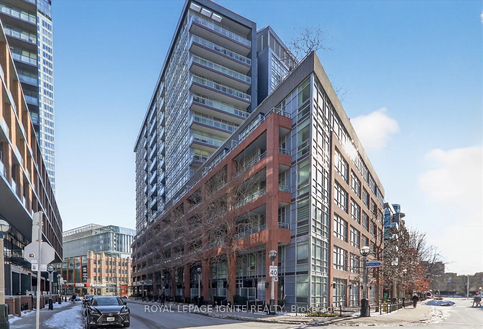 15-bruyeres-mews-toronto-ontario-c12713300