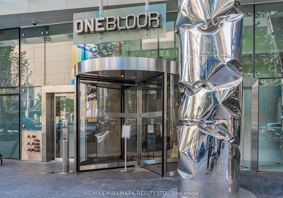 1-bloor-street-e-toronto-ontario-c12713540