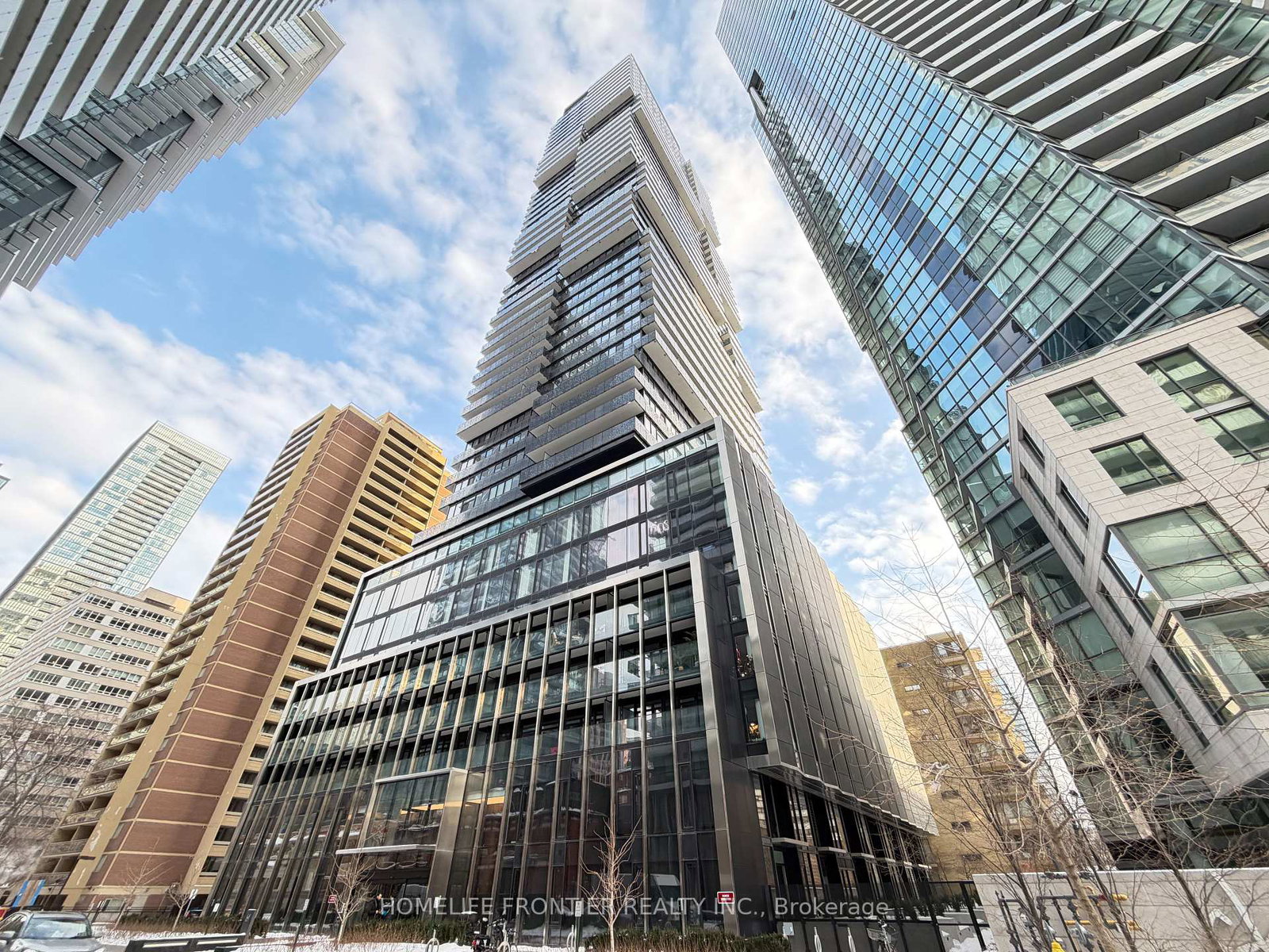 55-charles-street-e-toronto-ontario-c12713602