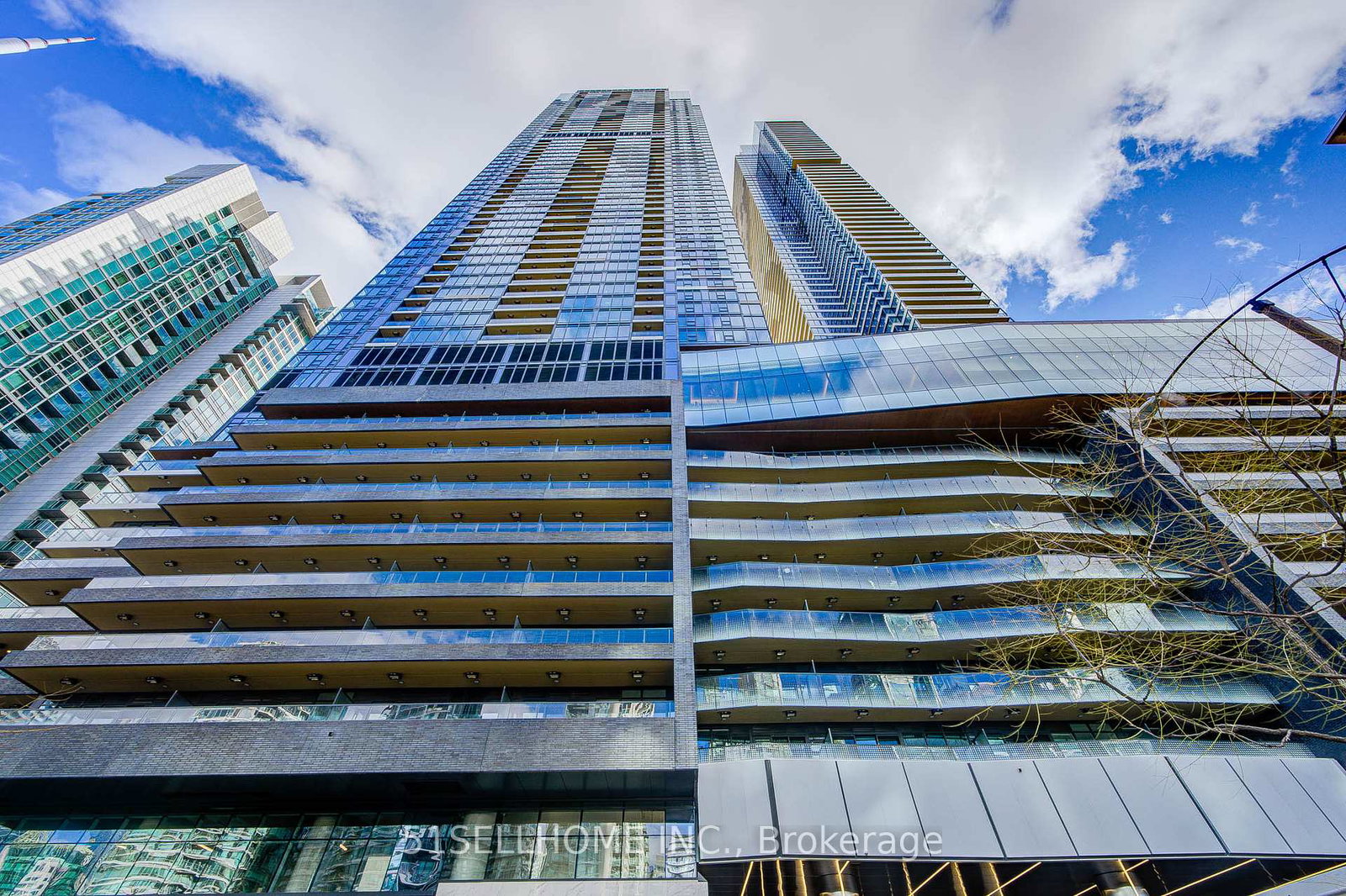 3-concord-cityplace-way-toronto-ontario-c12714136