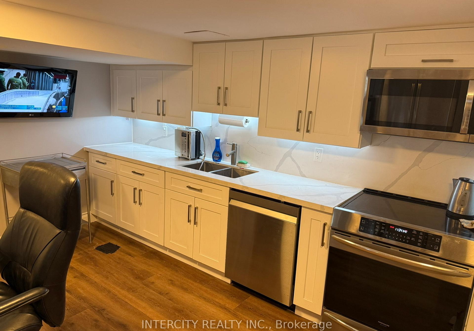 222-combe-avenue-toronto-ontario-c12714676