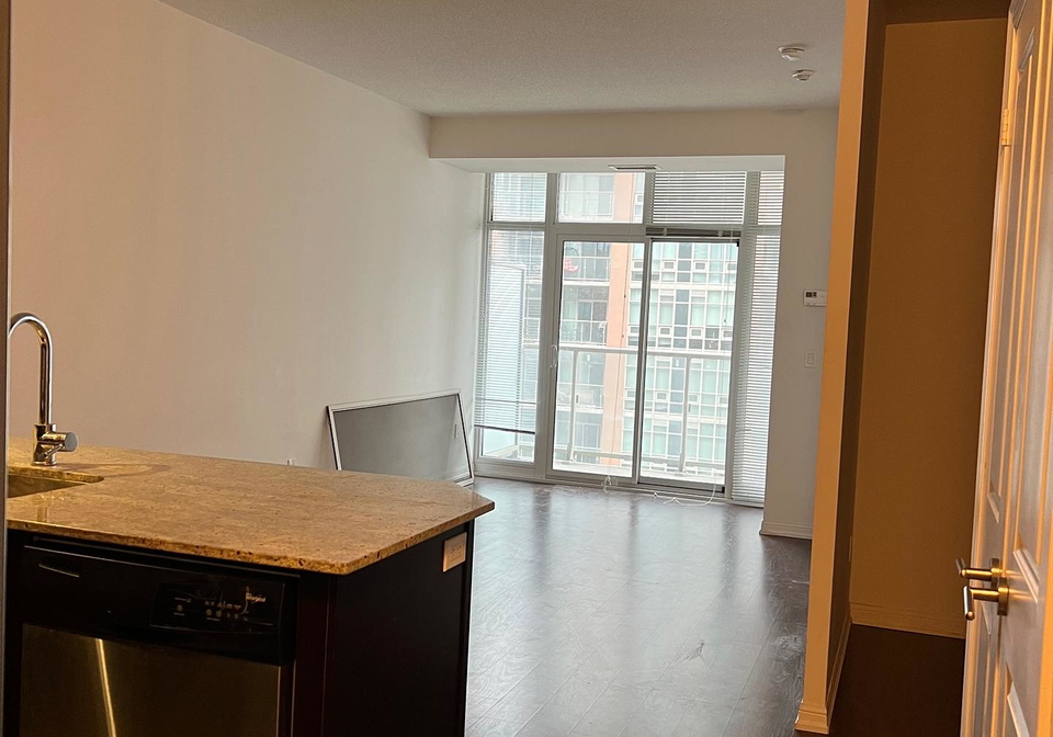 85-east-liberty-street-toronto-ontario-c12714696
