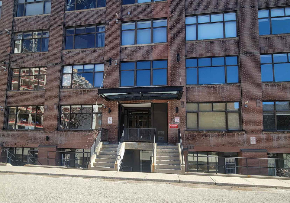 436-wellington-street-w-toronto-ontario-c12714900