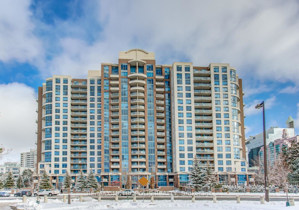 233-beecroft-road-toronto-ontario-c12715412