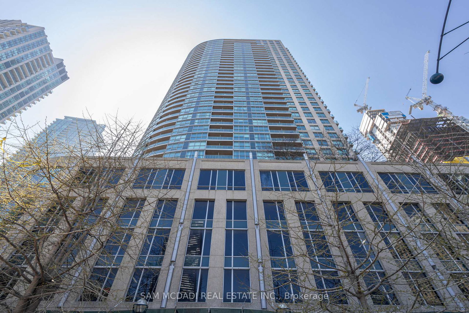 18-yonge-street-toronto-ontario-c12715452