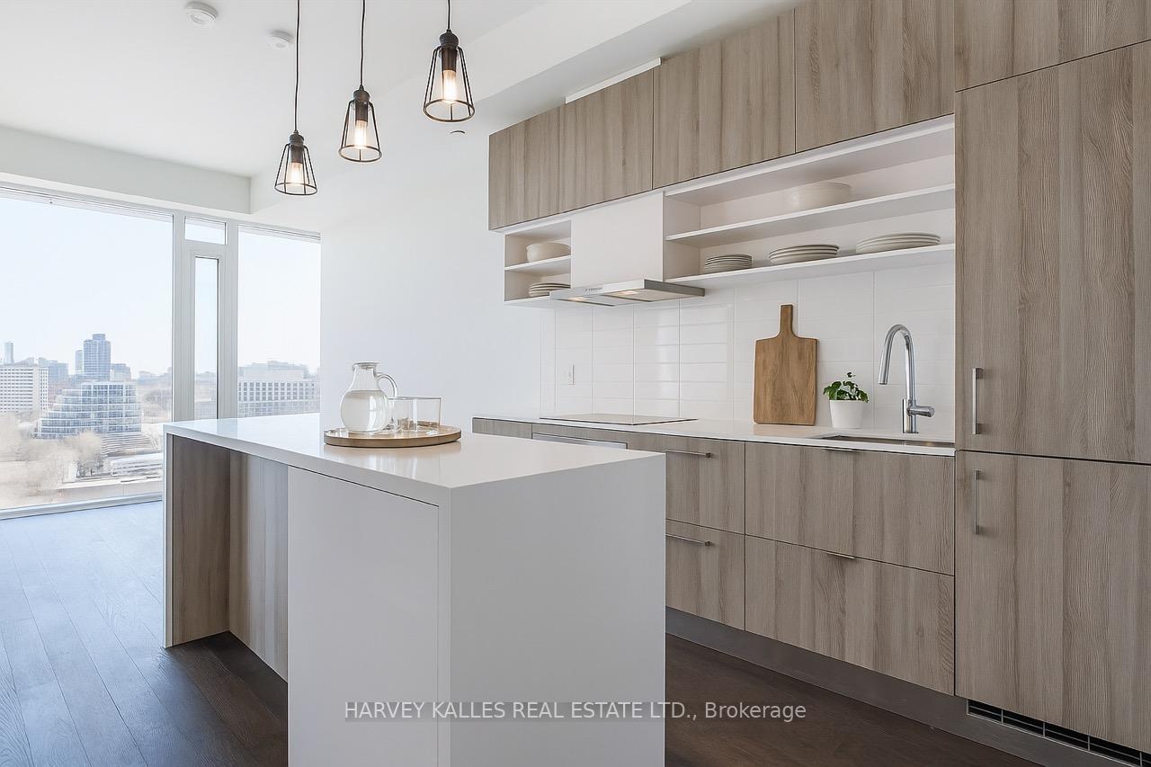 8-hillsdale-avenue-e-toronto-ontario-c12715468