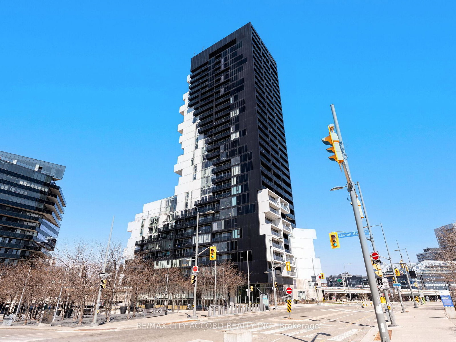 170-bayview-avenue-toronto-ontario-c12715660