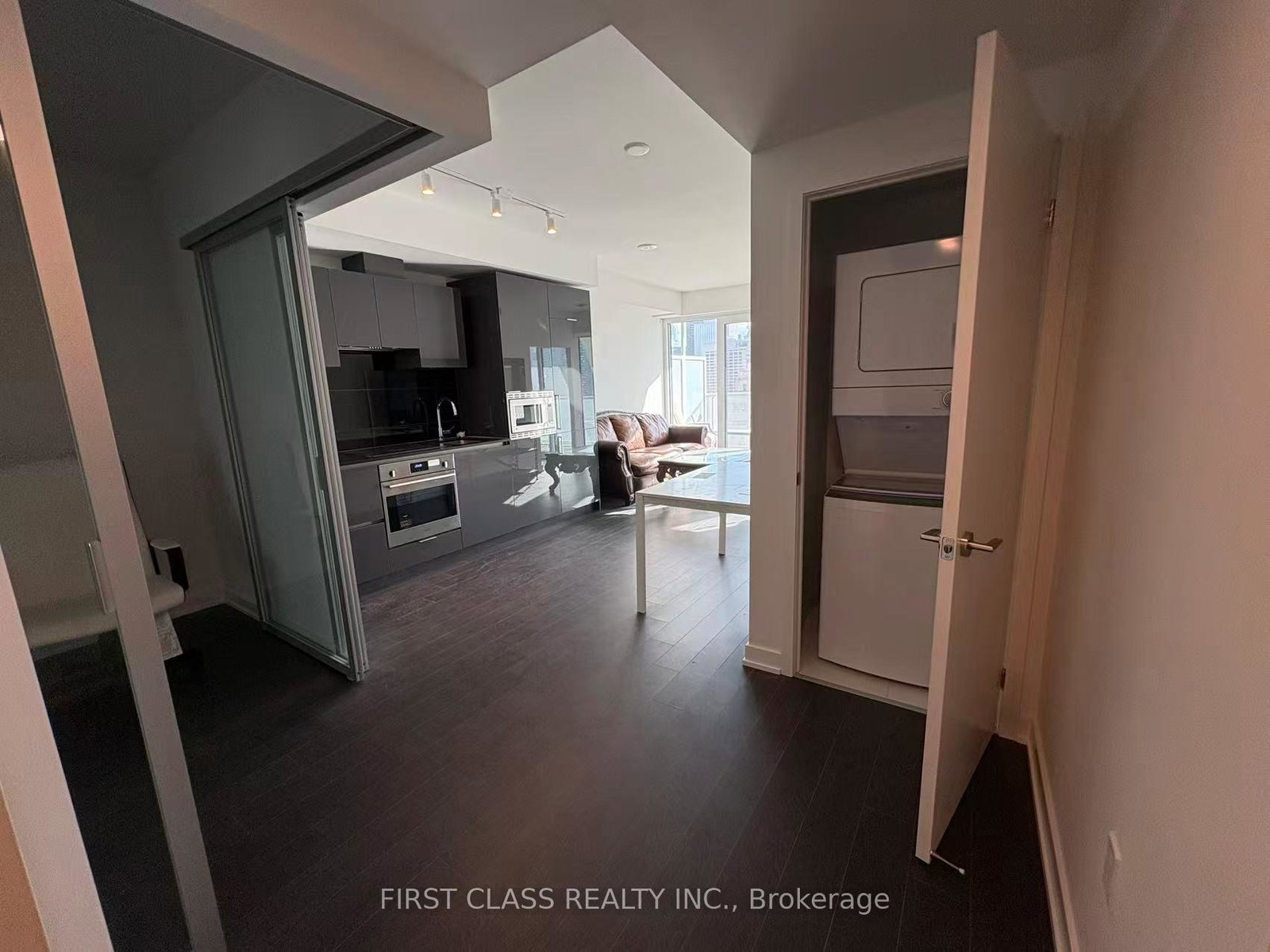 230-simcoe-street-toronto-ontario-c12715732