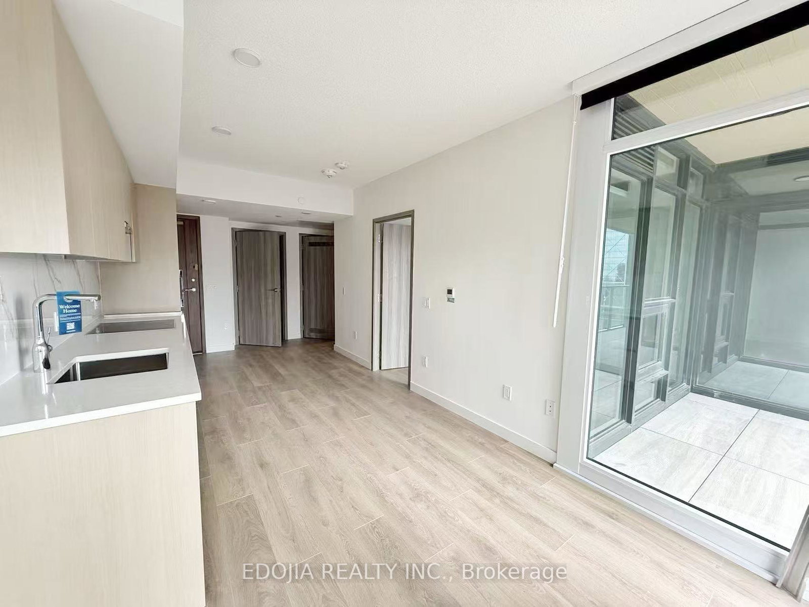 3-concord-cityplace-way-toronto-ontario-c12715890