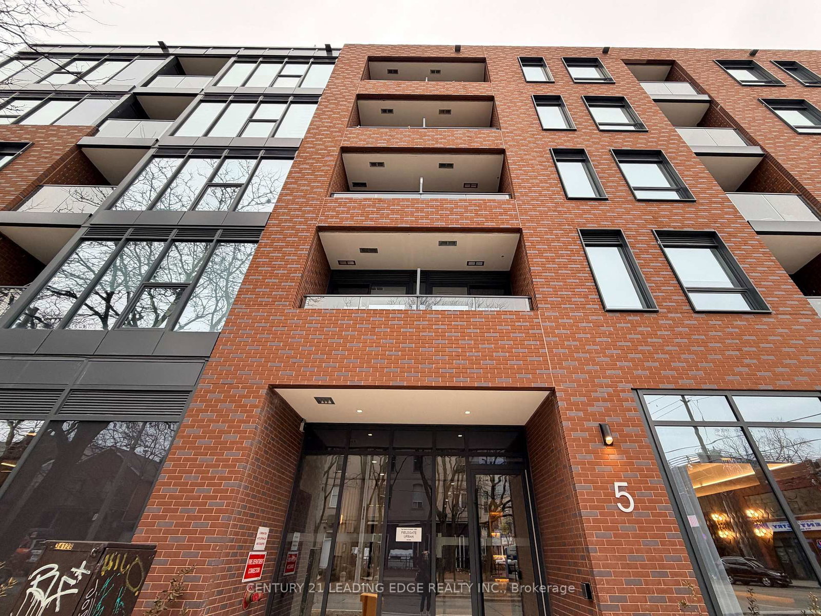 5-lakeview-avenue-toronto-ontario-c12716264