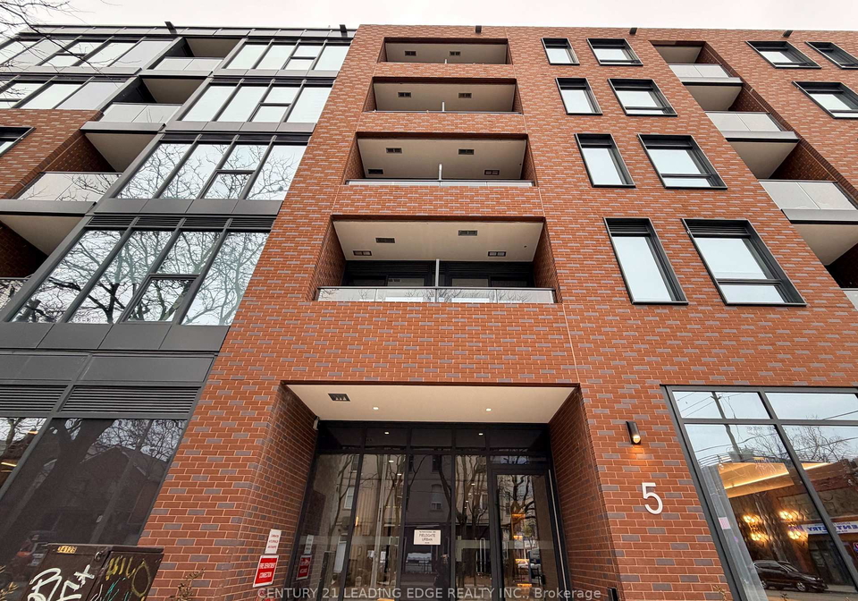 5-lakeview-avenue-toronto-ontario-c12716264