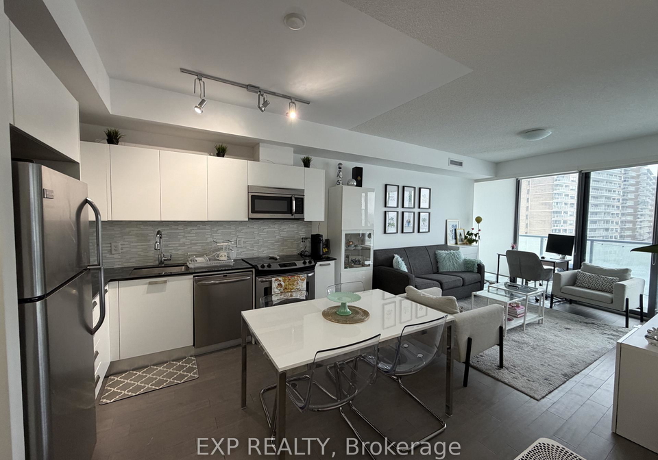 1815-yonge-street-toronto-ontario-c12716484