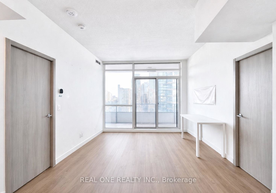 38-widmer-street-toronto-ontario-c12716726