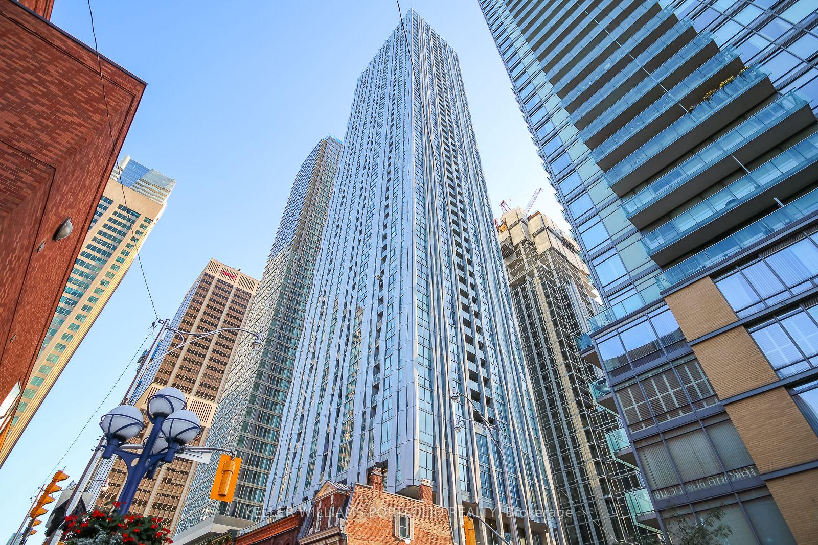 1-yorkville-avenue-toronto-ontario-c12716740