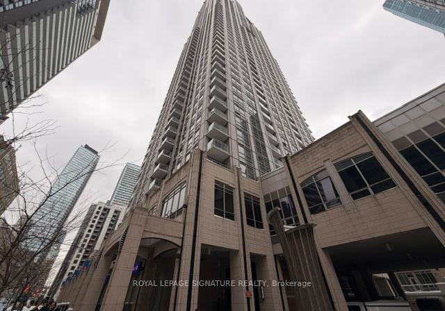 763-bay-street-toronto-ontario-c12716844