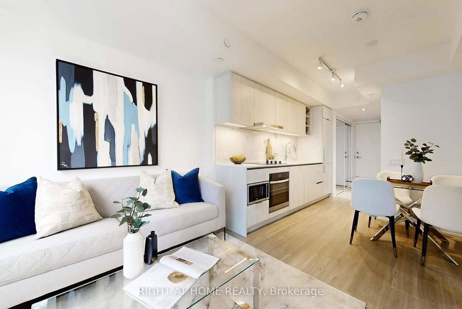 8-wellesley-street-w-toronto-ontario-c12717072