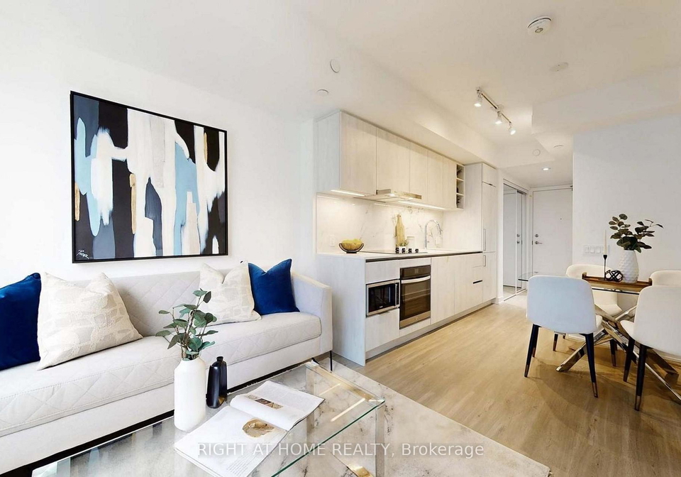 8-wellesley-street-w-toronto-ontario-c12717072
