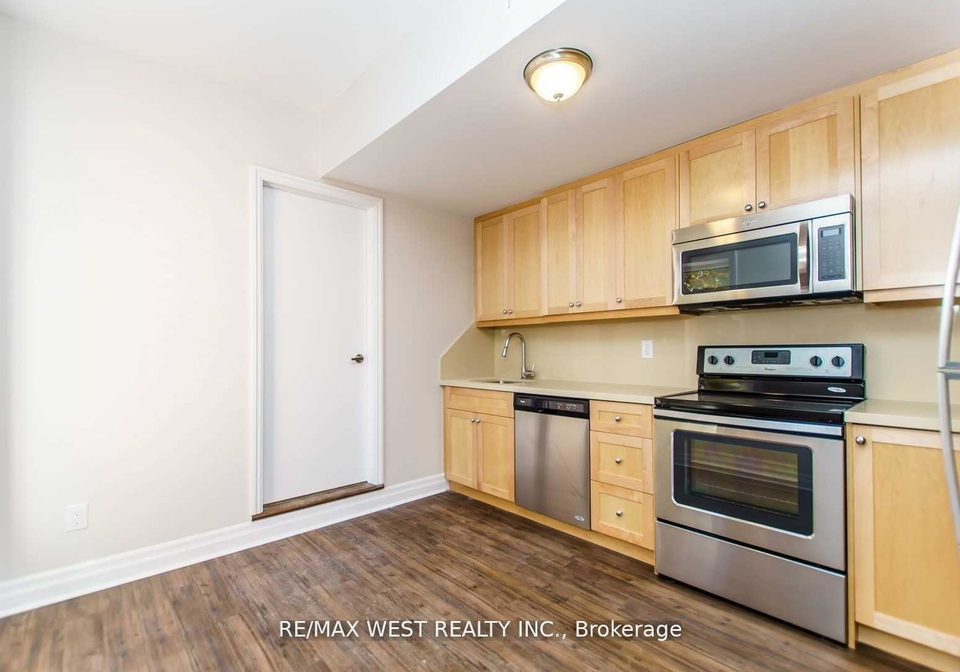 13-grange-avenue-toronto-ontario-c12717450
