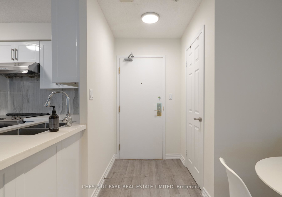 25-grenville-street-toronto-ontario-c12717854