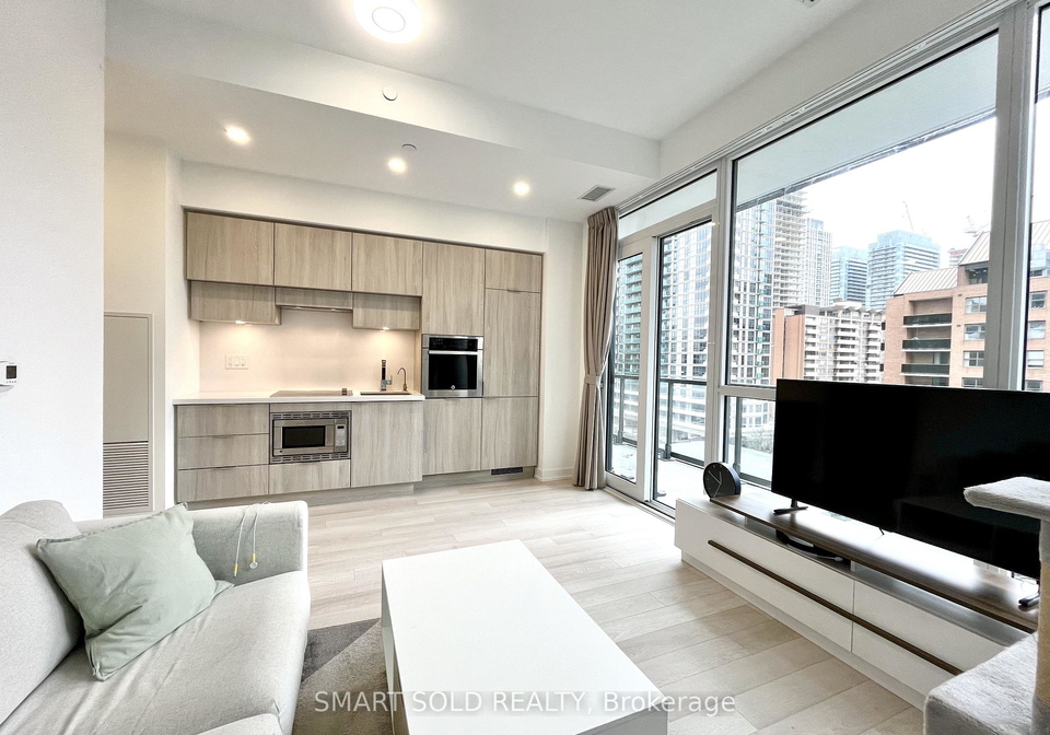 39-roehampton-avenue-toronto-ontario-c12717990
