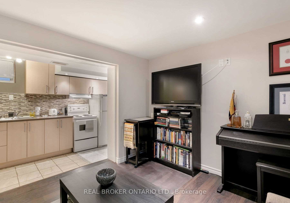 57-lanark-avenue-toronto-ontario-c12718416