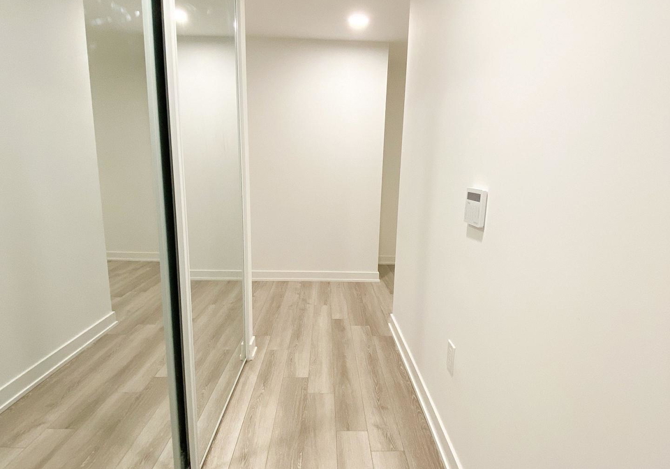 238-simcoe-street-toronto-ontario-c12718698