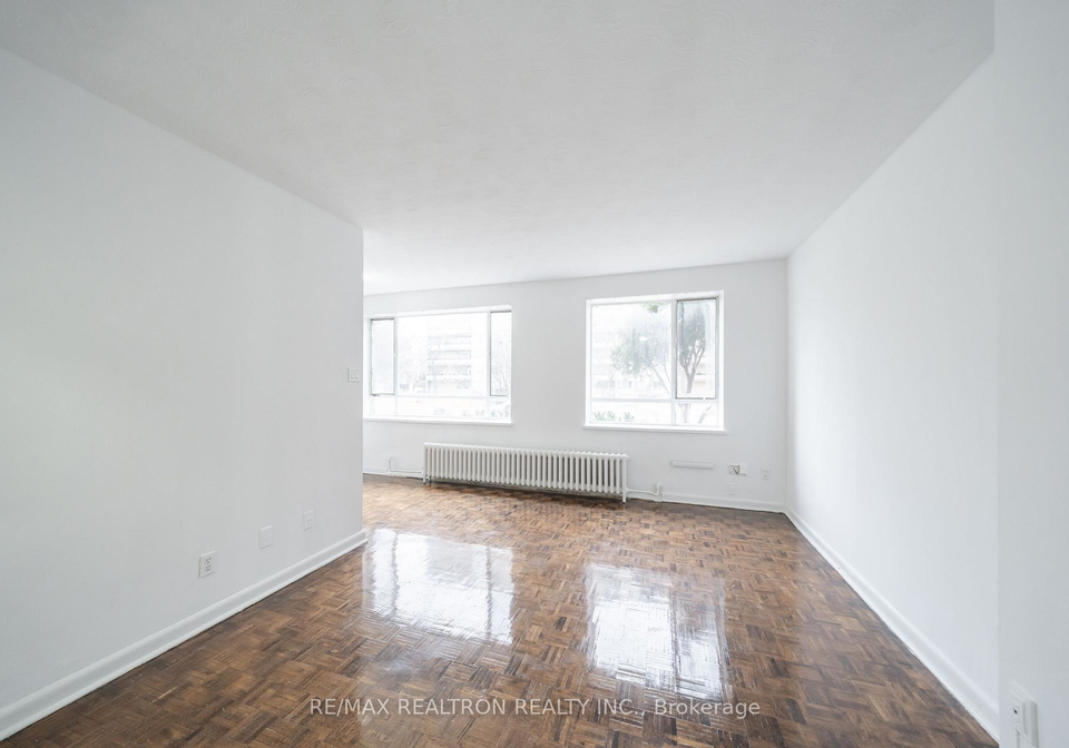 2895-bathurst-street-toronto-ontario-c12718740