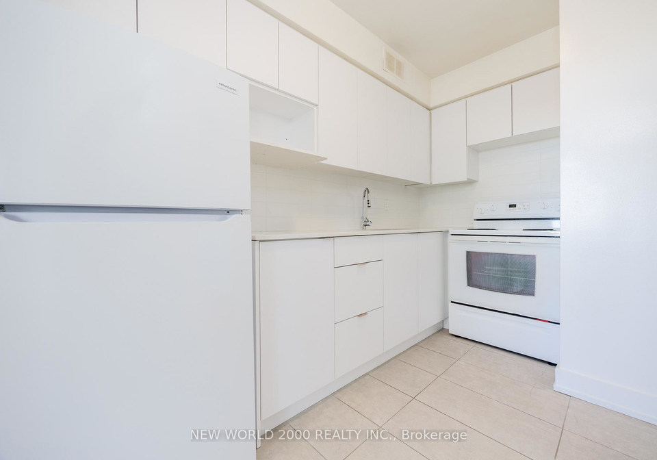 33-erskine-avenue-toronto-ontario-c12719048