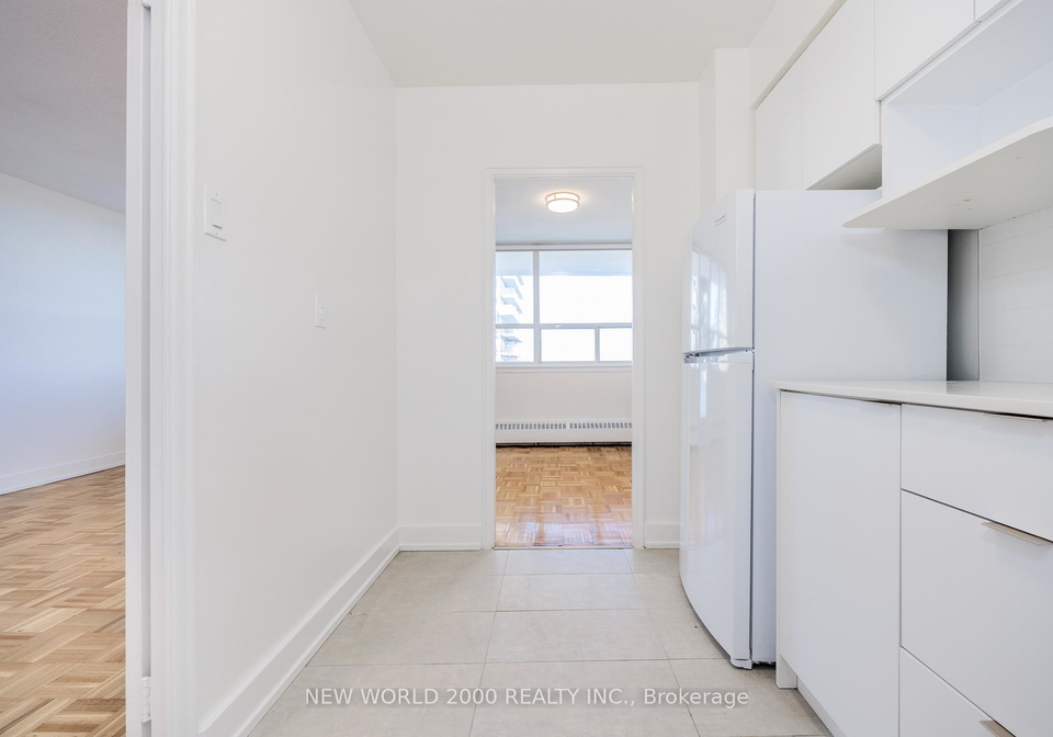 33-erskine-avenue-toronto-ontario-c12719048