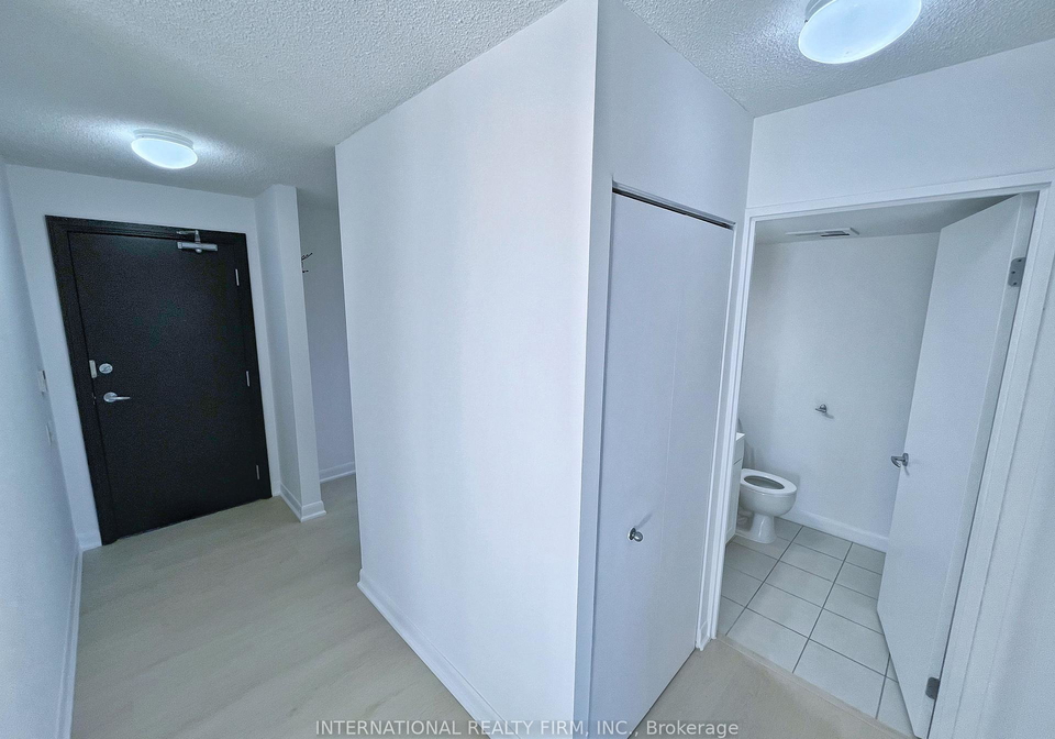 33-sheppard-avenue-e-north-york-ontario-c12719126