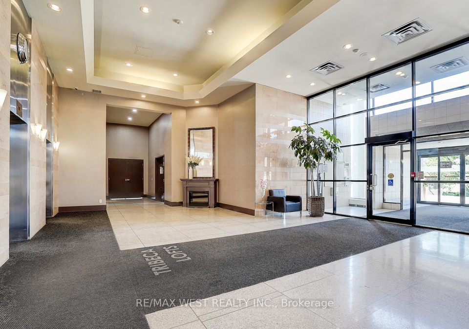 797-don-mills-road-east-york-ontario-c12719254