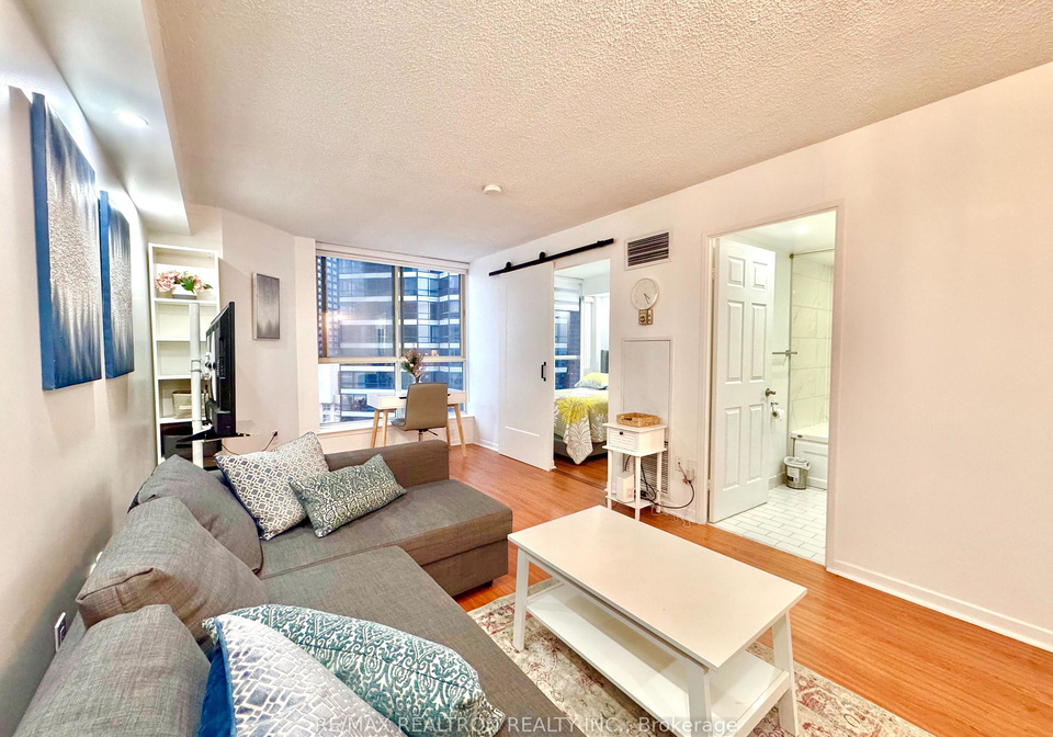 44-st-joseph-street-toronto-ontario-c12719272