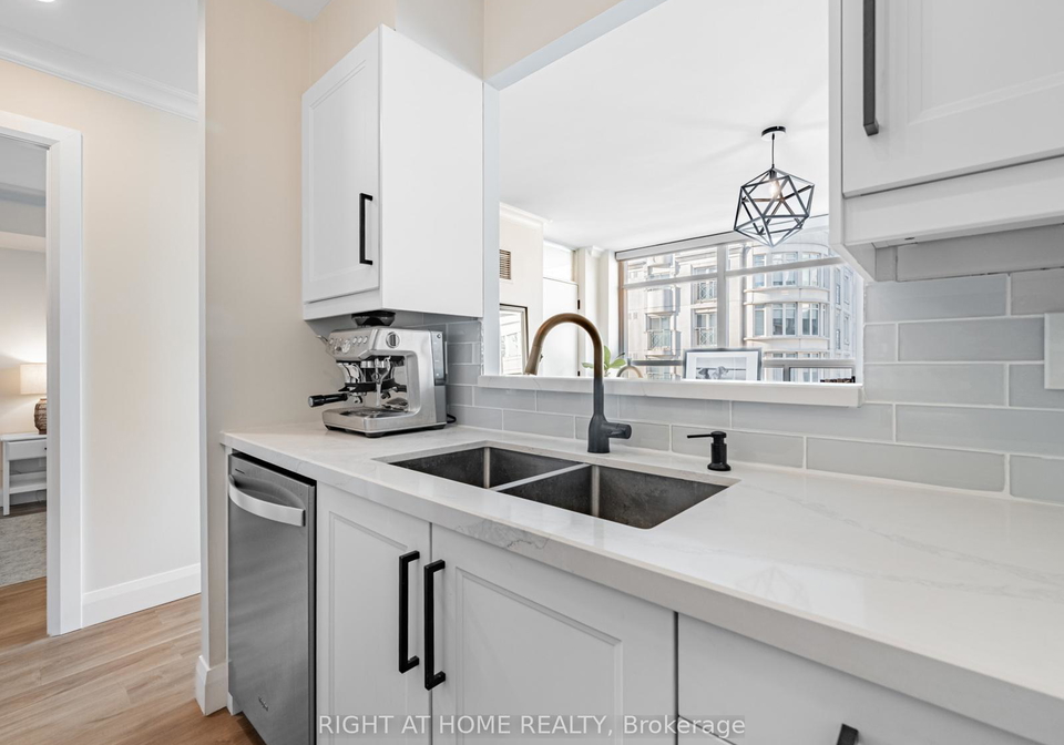 5-rosehill-avenue-toronto-ontario-c12720046