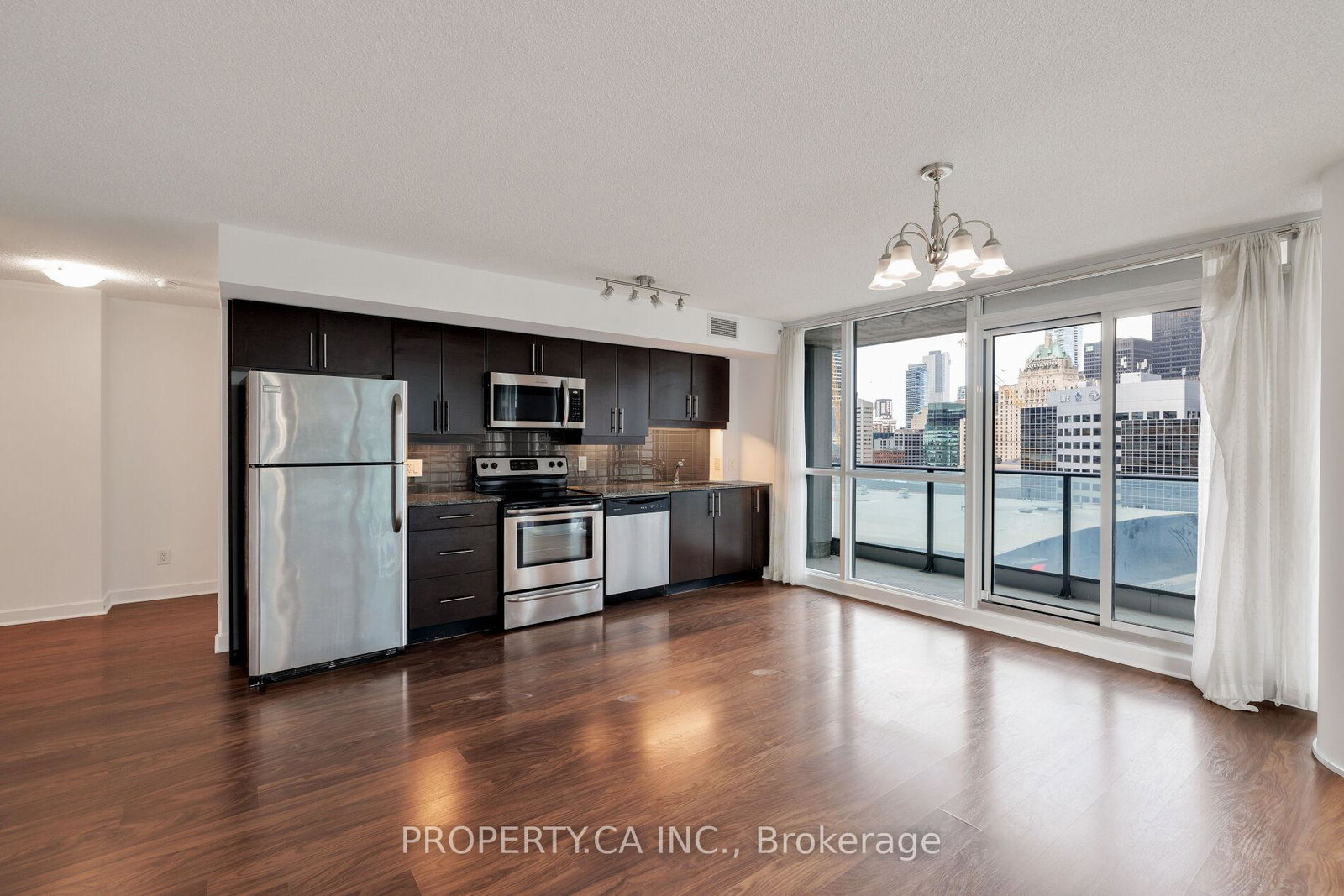 33-bay-street-toronto-ontario-c12720742