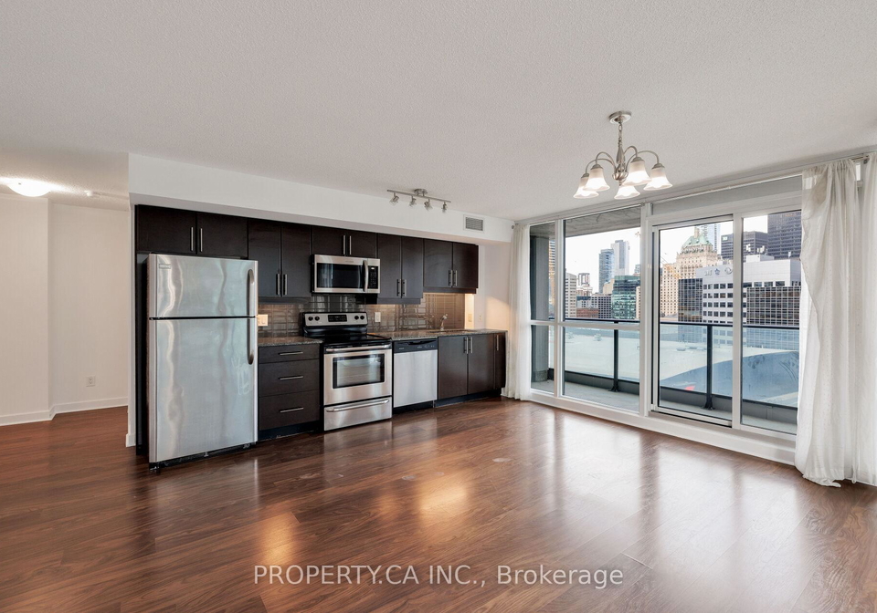33-bay-street-toronto-ontario-c12720742