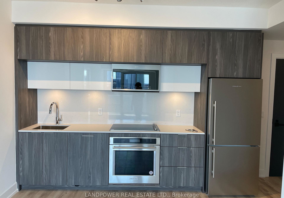 25-adra-grado-way-s-north-york-ontario-c12720832