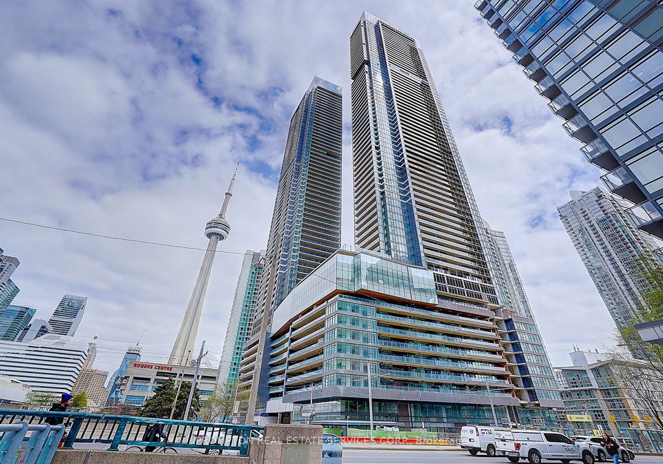 3-concord-cityplace-way-toronto-ontario-c12721240