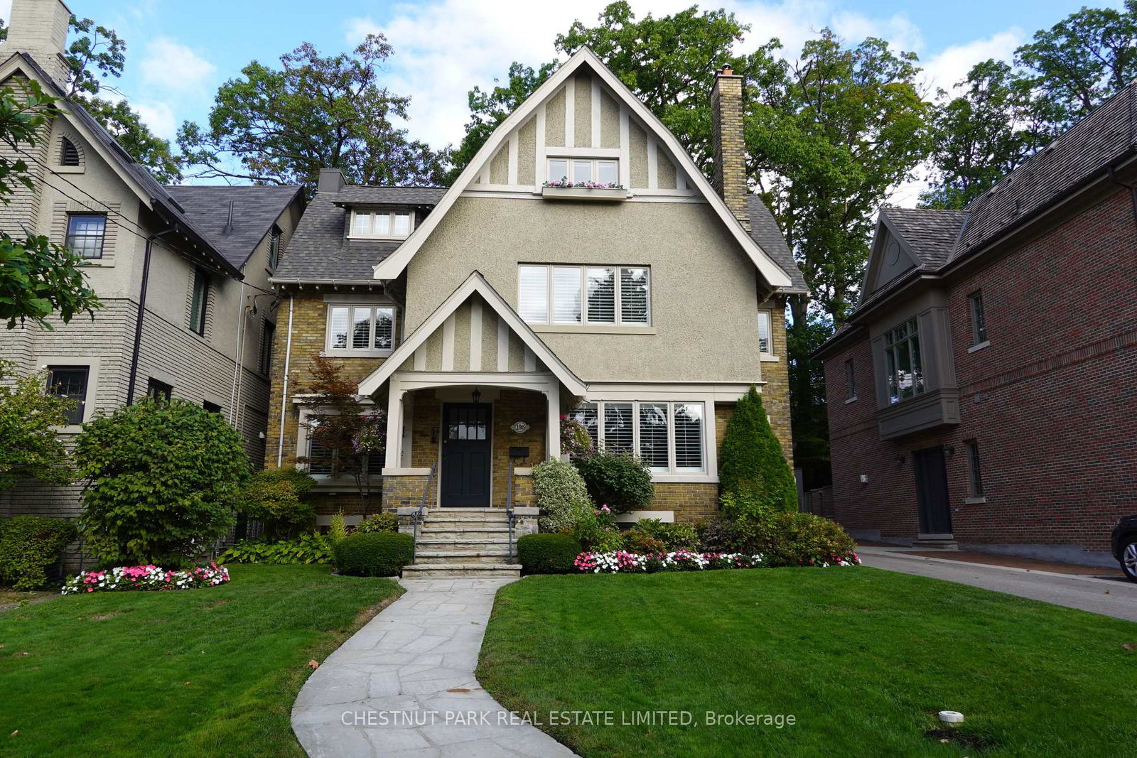 195-inglewood-drive-toronto-ontario-c12721270