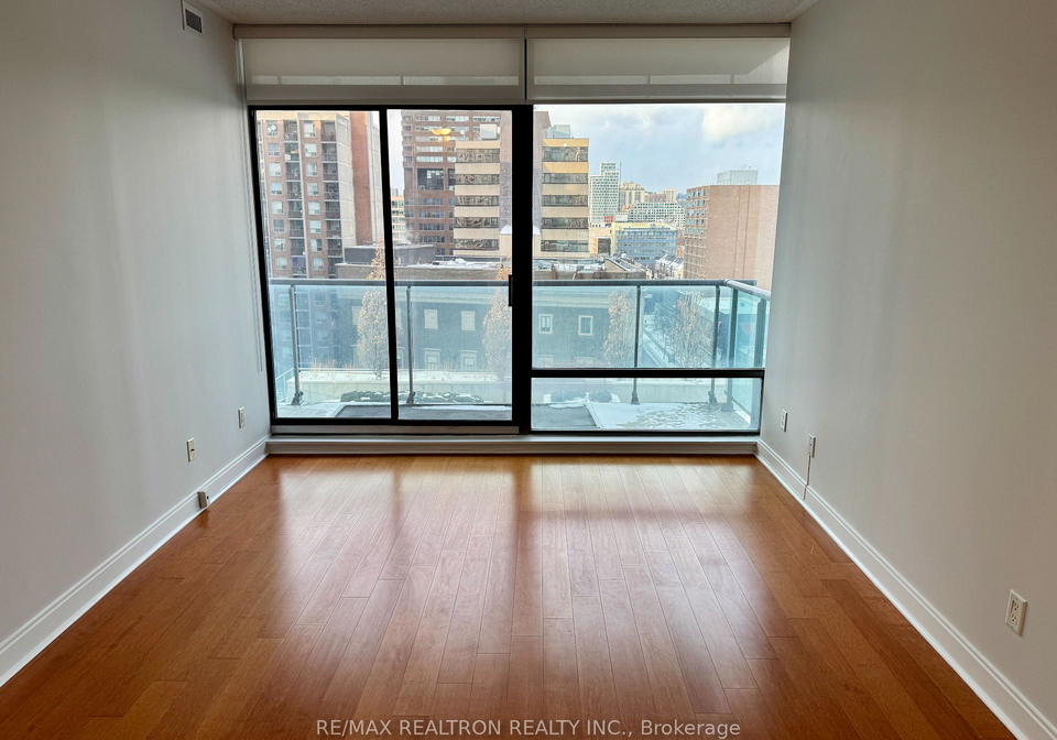 18-yorkville-avenue-toronto-ontario-c12721360