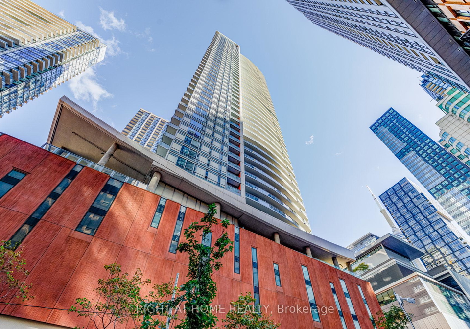 21-widmer-street-toronto-ontario-c12722238