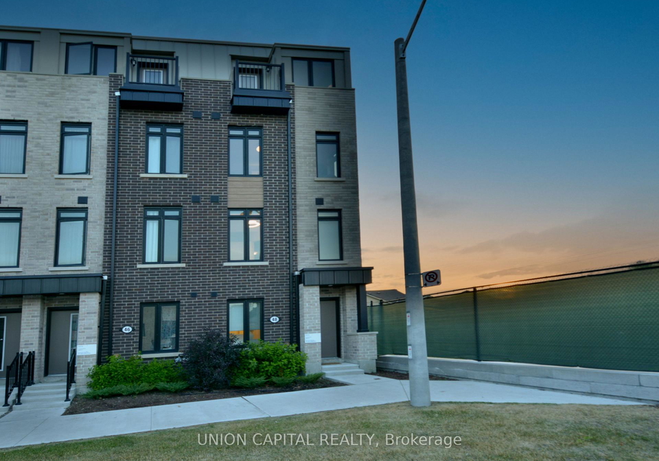 48-case-ootes-drive-north-york-ontario-c12722580