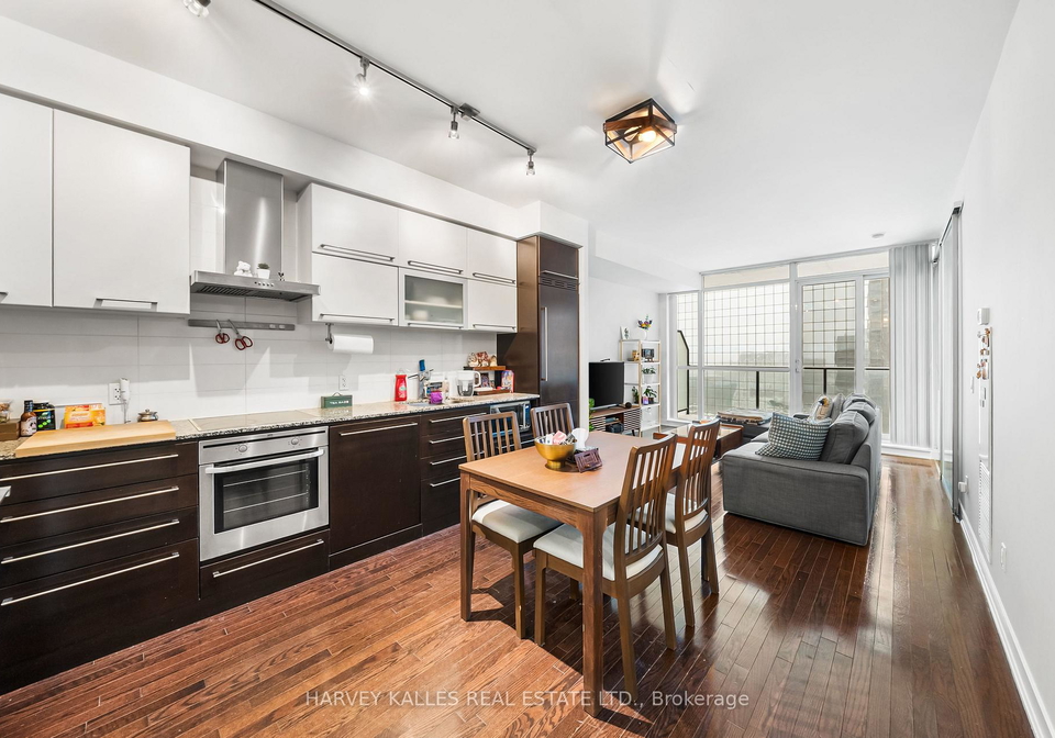 770-bay-street-toronto-ontario-c12722712