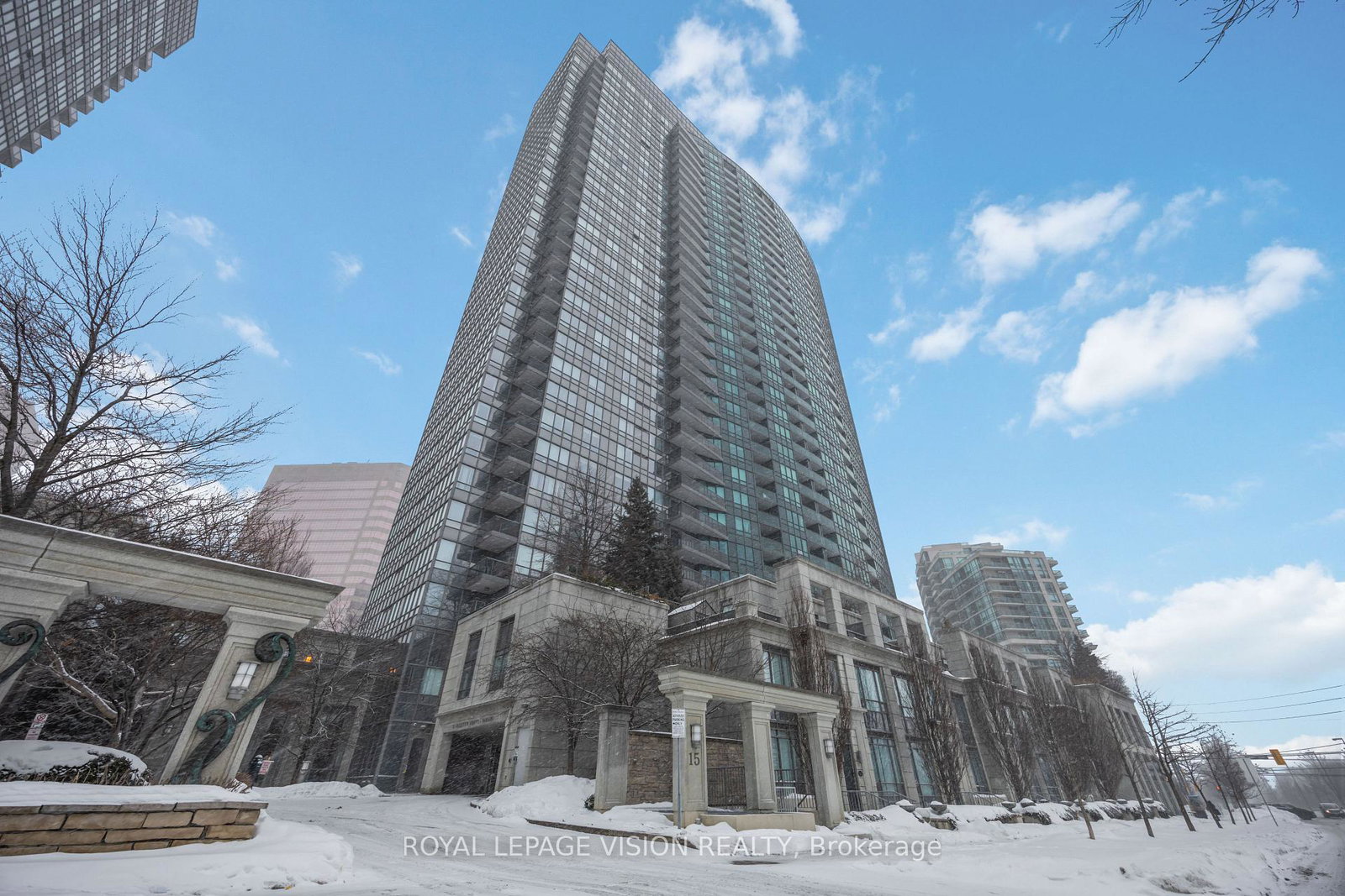 15-greenview-avenue-toronto-ontario-c12722896